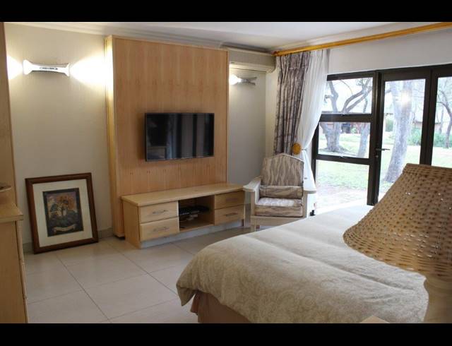 4 BEDROOM HOUSE FOR SALE IN LAKELAND ESTATE